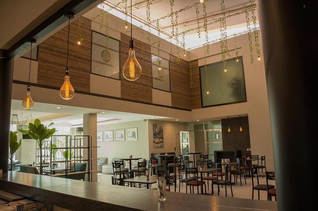 Hotel Siena Penjamo ภายนอก รูปภาพ