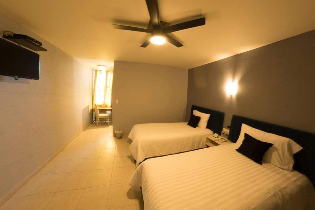 Hotel Siena Penjamo ภายนอก รูปภาพ
